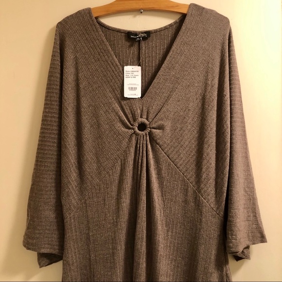 π«β¨ HOST PICK π«β¨ 2X Suzanne Betro Coffee Bell-Sleeve V-Neck Dress - Picture 4 of 9